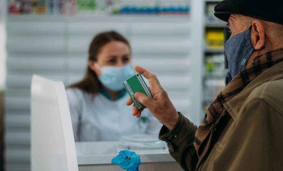 Минздрав внес изменения в правила отпуска рецептурных препаратов из аптек. О каких нововведениях идет речь, рассказал генеральный директор Гродненского РУП «Фармация»