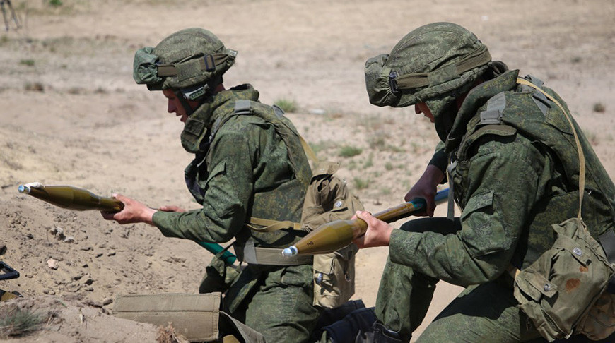 Минобороны: призванные на сборы военнообязанные прошли занятия по боевой подготовке