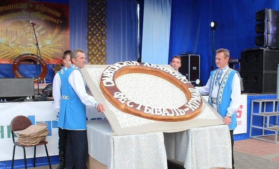 Вясёлыя гульні, цікавыя конкурсы і захапляльныя майстар-класы. Фестываль-кірмаш «Смаргонскія абаранкі» запрашае гасцей