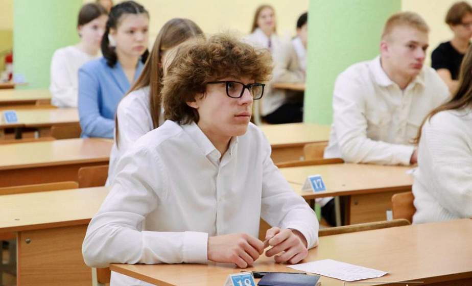 «Когда вмешался Президент, все стало на свои места». Журналисты «ГП» пообщались с выпускниками, педагогами и родителями Гродненщины о пересмотре результатов ЦЭ