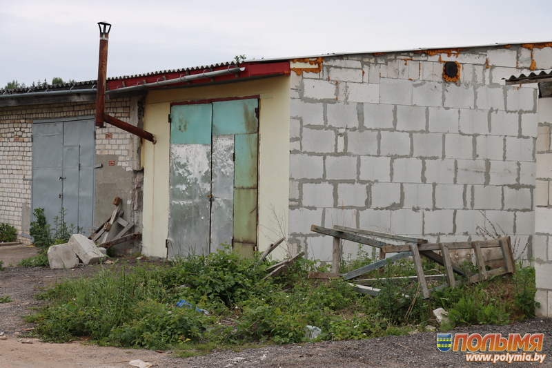 В Кореличах прошел рейд по гаражным кооперативам