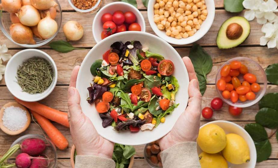 Нутрициолог объяснил, употребление каких продуктов способствует поддержанию здоровья щитовидной железы