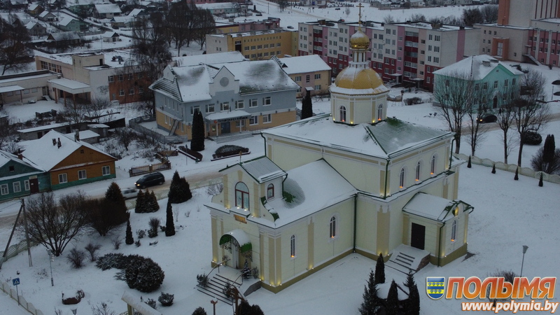 Кореличский райисполком, районный Совет депутатов, депутаты Эльвира Сороко и Александр Сонгин поздравляют с Рождеством Христовым