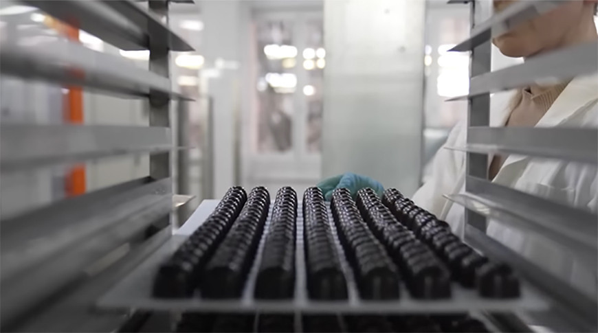 Предприятие народное и для детей. Как Александр Лукашенко подарил вторую жизнь фабрике «Спартак»