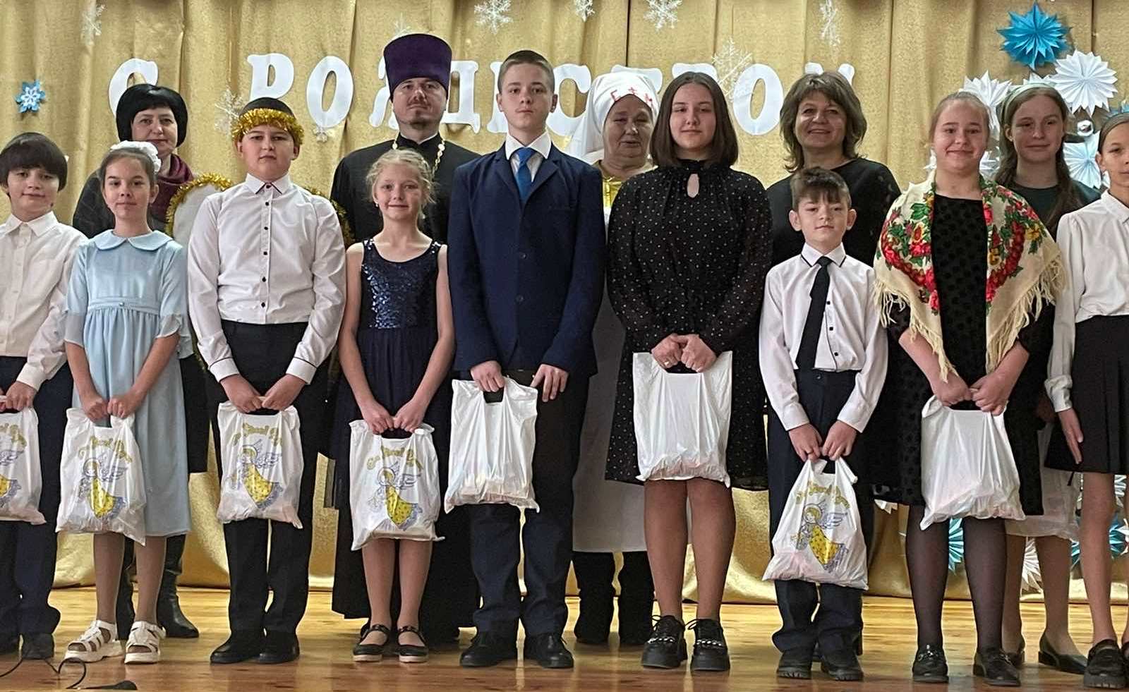 В средней школе №1 г.п. Кореличи прошло мероприятие, посвященное празднику Рождества Христова