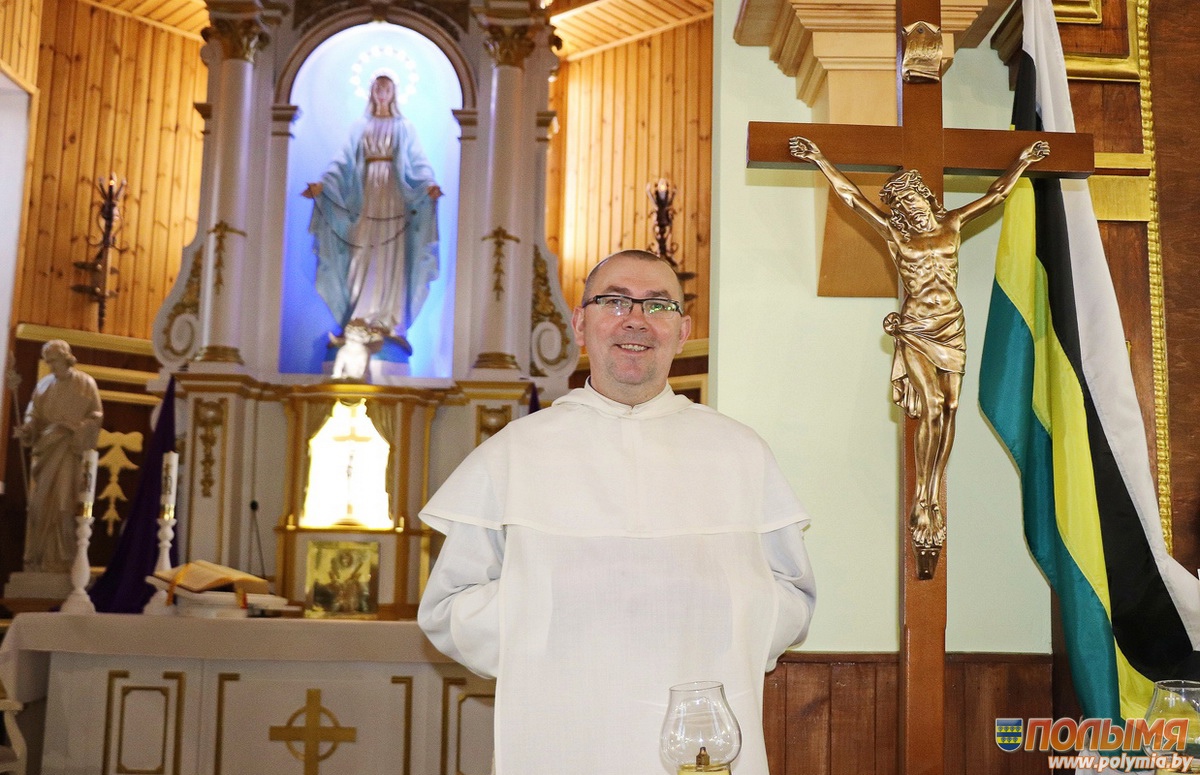 Велікоднае віншаванне парафіян ад ксяндзоў Карэліччыны