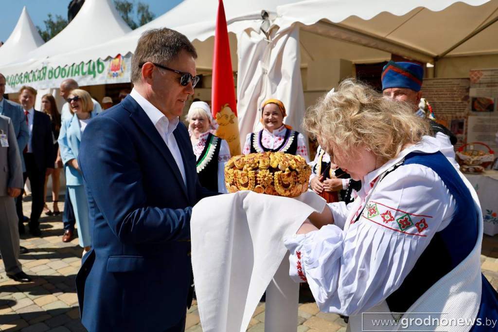 ФОТОНОСТАЛЬГИЯ: вспоминаем самые яркие моменты XIV Республиканского фестиваля национальных культур