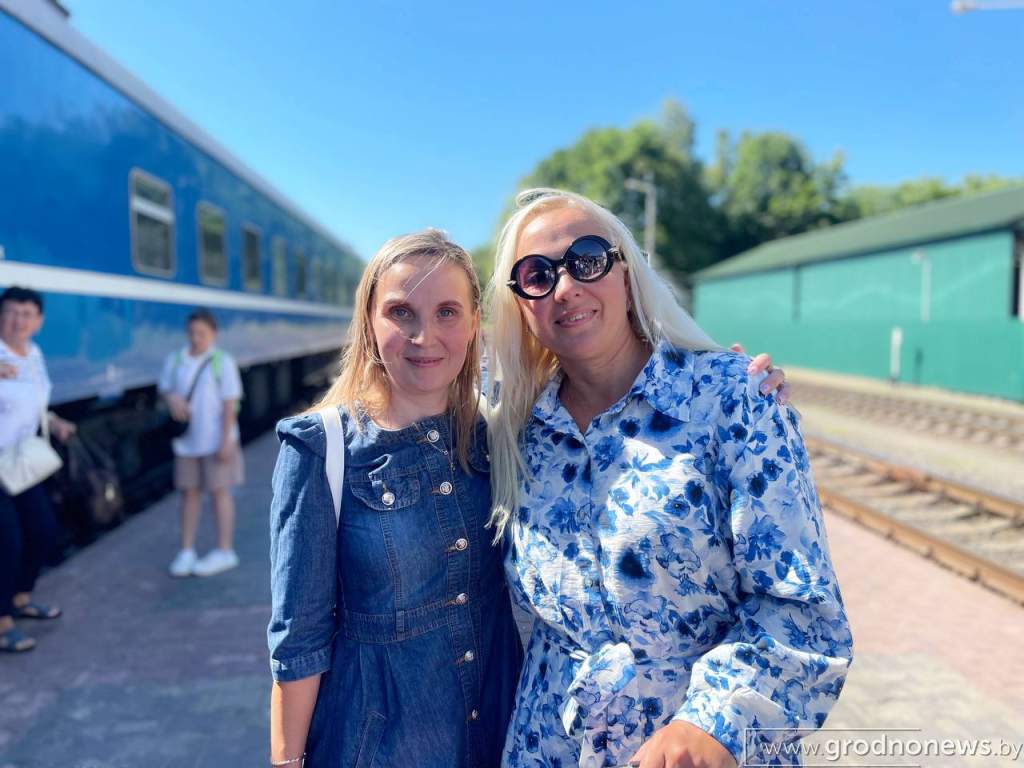 «Какой замечательный мужчина, настоящий лидер!» По дороге на «Славянский базар» в Витебск журналист «ГП» разговорилась с попутчицей из Литвы о фестивале, Беларуси и белорусском Президенте