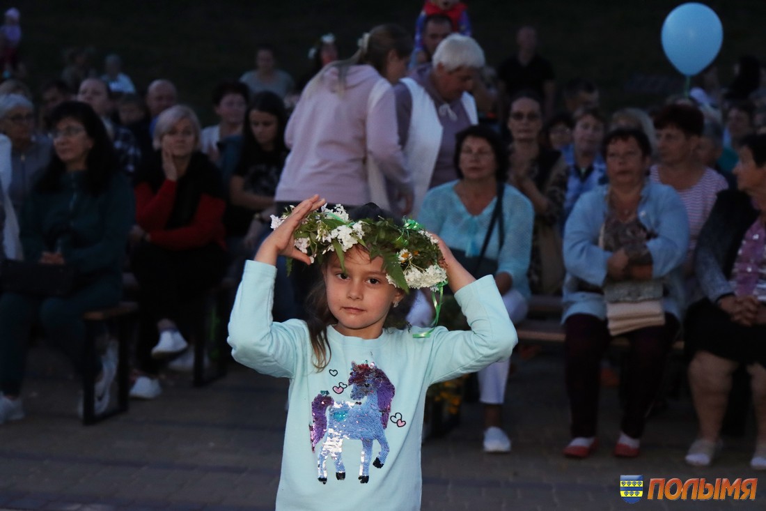 В Кореличах Купалье отпраздновали играми, танцами и  поисками папарать-кветки