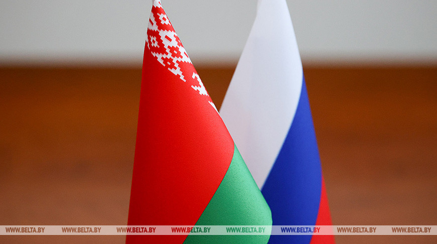 Лукашенко о формуле сотрудничества с регионами России: если что-то попало под запрет — покупайте белорусское