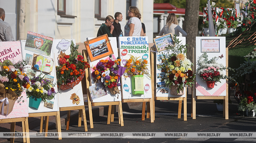 «С каждым днем становится краше». Арт-фестиваль «Городские цветы» развернулся в Гродно
