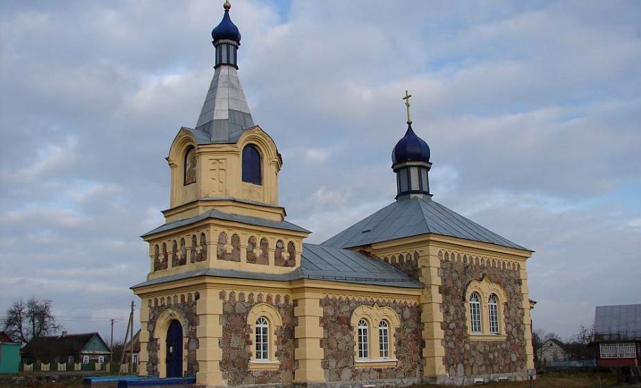 Православные верующие отмечают Рождество Пресвятой Богородицы
