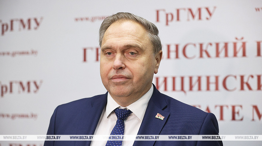 Владимир Караник — студентам: развитие медицины невозможно без мотивированных, высокопрофессиональных кадров