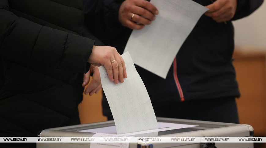 ЦИК: уже 46 граждан Беларуси, проживающих за рубежом, проголосовали на выборах Президента Беларуси