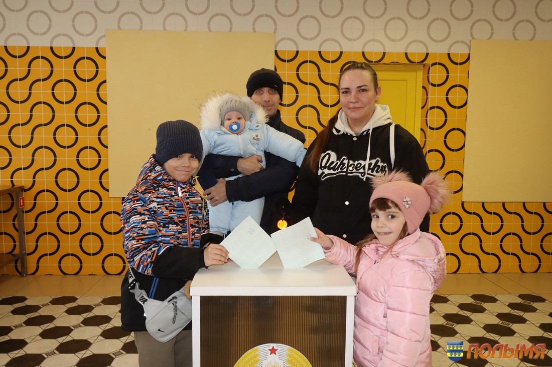 В Кореличском районе проходят выборы Президента Республики Беларусь