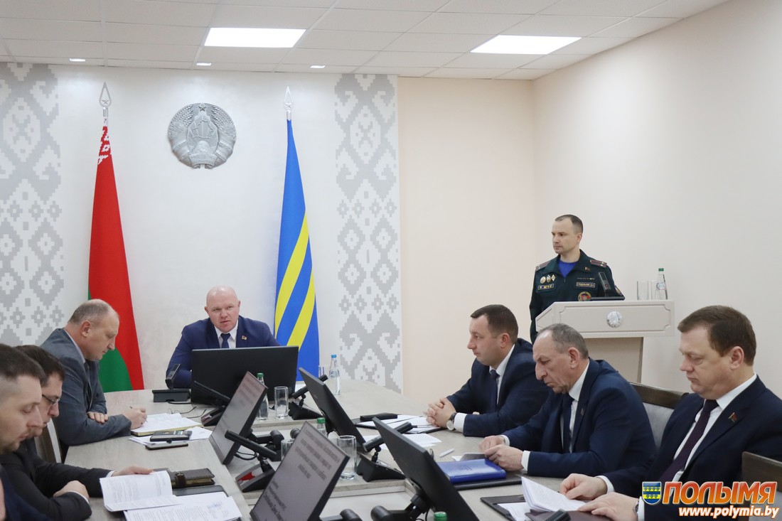 Основные причины пожаров и противодействие огненным ЧС обсудили на заседании Кореличского райисполкома