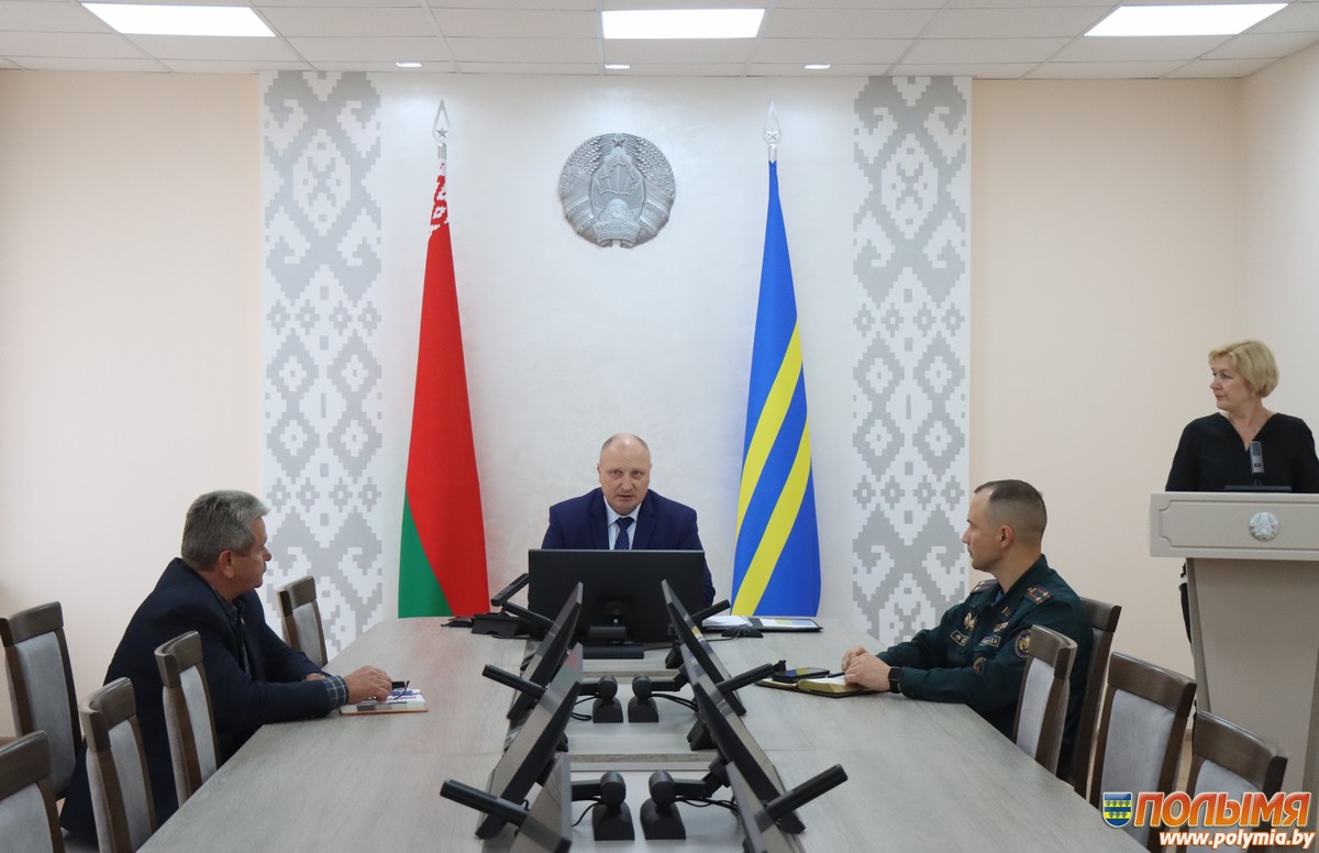 Озеро — в аренду, здания — в хозоборот. Состоялась 19-ая очередная сессия Кореличского районного Совета депутатов