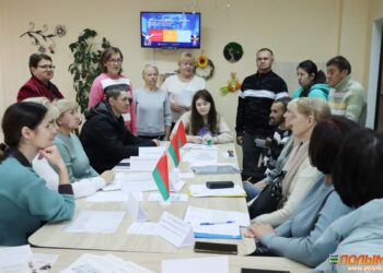 В Кореличах состоялась ярмарка вакансий для пожилых и людей с инвалидностью