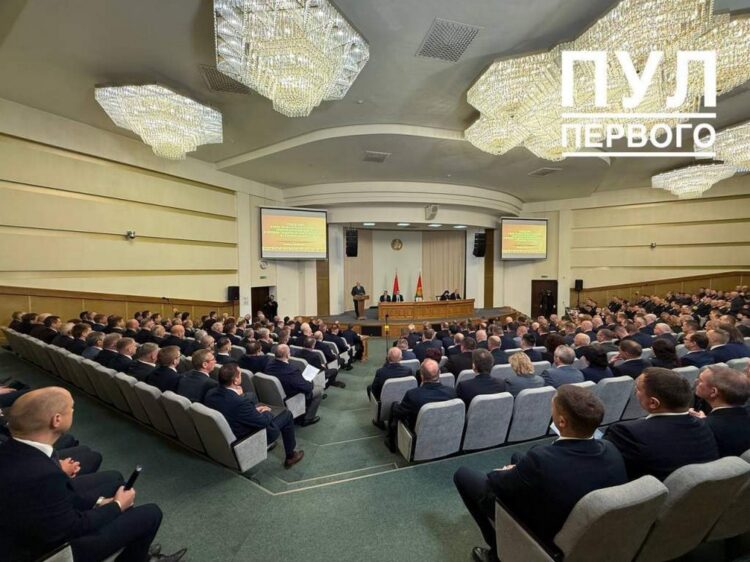 Александр Лукашенко: «Моя цель, как и раньше, – сохранить деревню. Не будет деревни – не будет государства»
