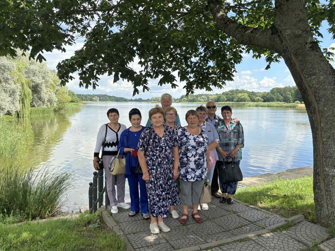 Ветераны труда Кореличского района путешествуют по родной Беларуси