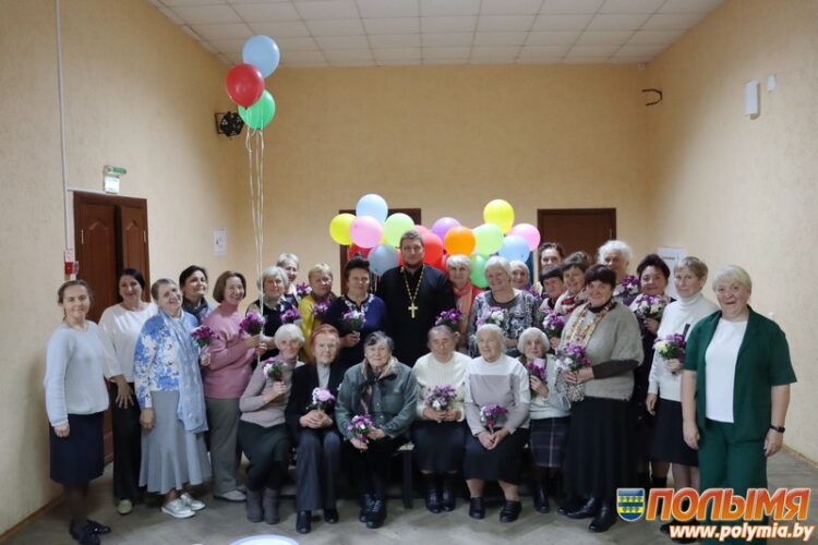 В храме святых апостолов Петра и Павла г.п. Кореличи состоялось торжество в честь пожилых людей