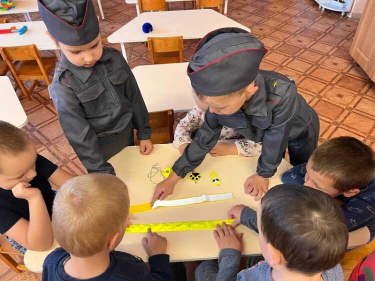 В Кореличском районе дошкольники изучают пользу фликеров