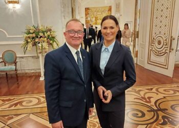 Активист РОО «Белая Русь» Константин Петриман делится впечатлениями от экскурсии во Дворец Независимости