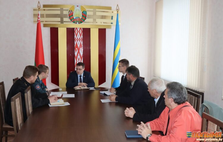 В Кореличском райисполкоме обсудили соблюдение законодательства о свободе совести и религиозных организациях