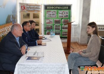 Правовой инспектор труда Павел Скоморошко провел прием граждан в Кореличах