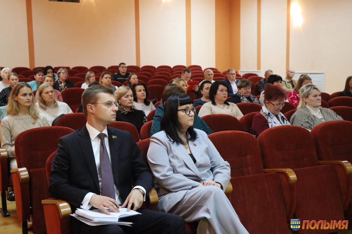 Евгений Чичкан провел встречу с идеологическим активом Кореличчины