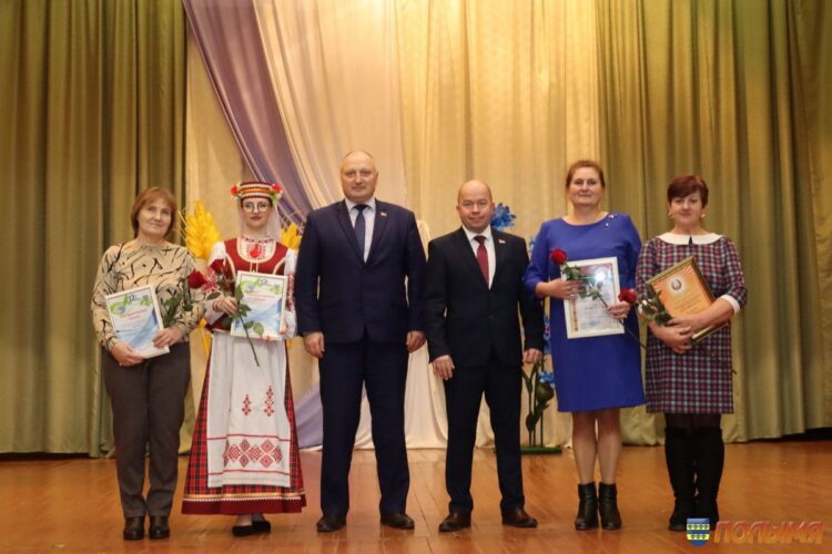 В КУСП «Черняховский-Агро» чествовали аграриев