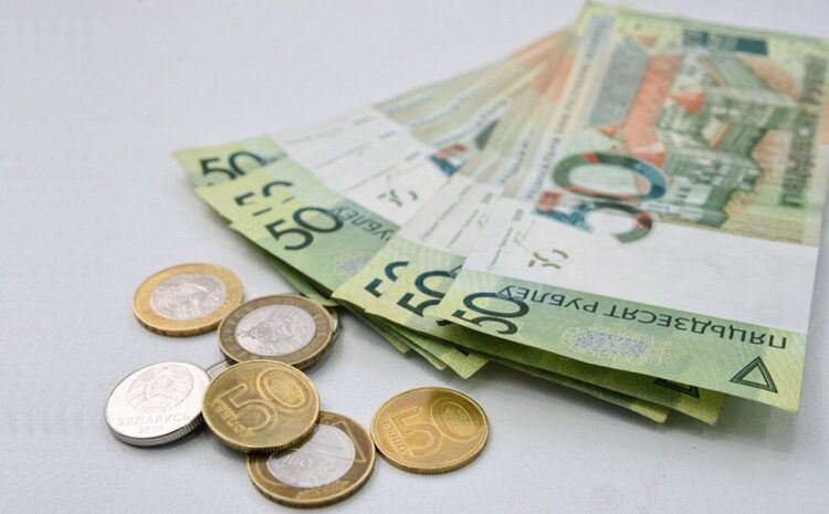 В Беларуси хотят обложить заработок налогом 40%. Разбираемся, кого коснутся изменения