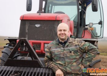 Механизатор Кореличского льнозавода Александр Рачинский: «В преданности земле и делу — сила человека»