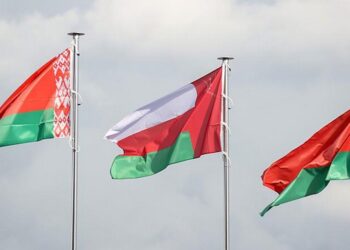 Александр Лукашенко направился с рабочим визитом в Оман