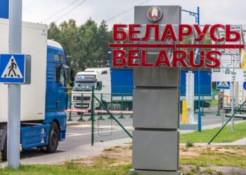 В Беларуси еще одной категории лиц запретят выезжать за границу