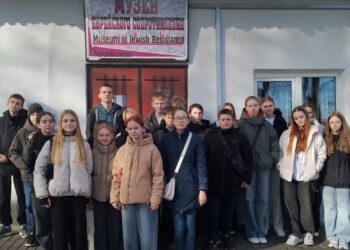 Ученики СШ №2 г.п. Кореличи побывали на экскурсия в Музее еврейского сопротивления г.Новогрудка
