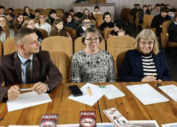 В Мирском государственном колледже состоялась интеллектуальная игра «Курить – здоровью вредить»