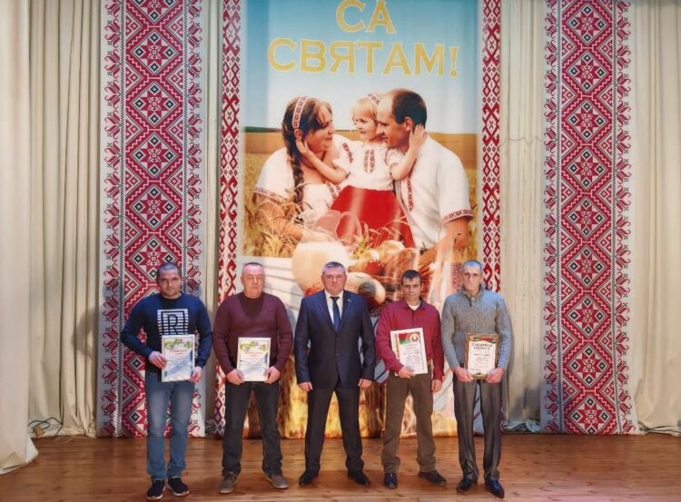 В СПК «Жуховичи» чествовали работников сельского хозяйства