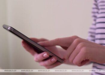 Аферисты придумали новые уловки, чтобы потенциальные жертвы сами им звонили