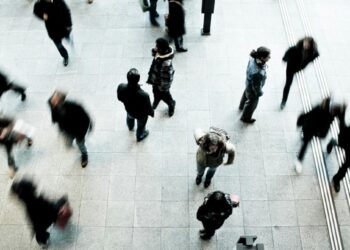 Опрос: в Польше растет число граждан, выступающих за выход из ЕС