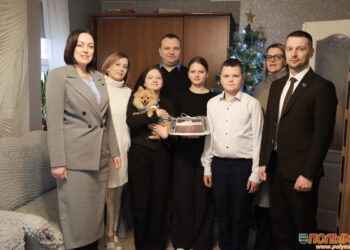 Семья Климко получила подарки от РО ОО «Белорусский союз женщин» — республиканская акция «Наши дети» продолжается