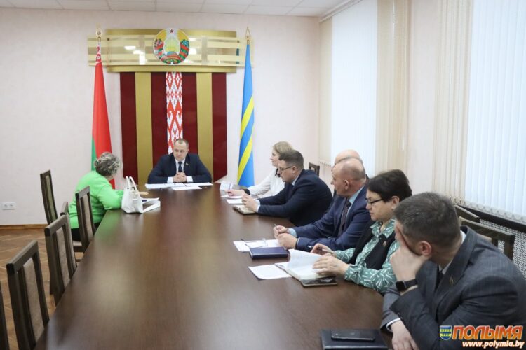 Председатель Кореличского райисполкома Александр Курило провел прием граждан