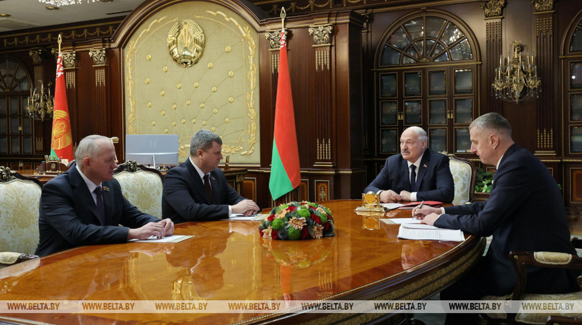 Александр Лукашенко наделил Юрия Селиверстова полномочиями вице-премьера по вопросам отношений с Россией
