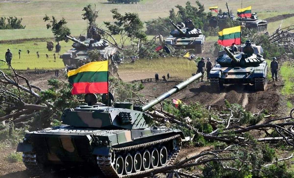 Литва ради строительства военного полигона на границе с Беларусью убивает природный заповедник, а несогласным затыкает рот