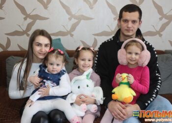 Почему загородная жизнь все чаще прельщает не только старшее поколение, но и молодежь, узнали на примере агрогородков Луки и Цирин