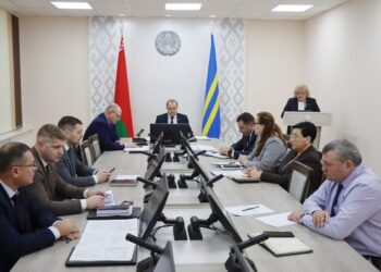 На планерке у председателя райисполкома: работа УКП БОН и райпо, подготовка техники к весне и объектов к «Дожинкам»