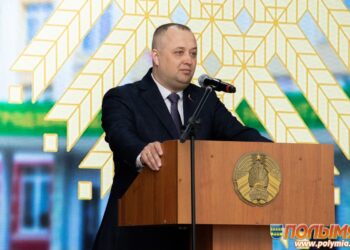 Руководство Кореличского района встретилось с выпускниками Гродненского государственного аграрного университета