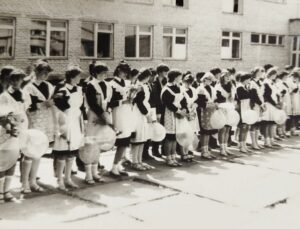 Однажды 40 лет спустя: бывшие ученики СШ №1 г.п. Кореличи вспоминают о школьных годах