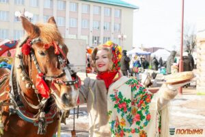 У Карэлічах адсвяткавалі Масленіцу