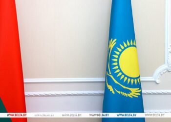 Александр Лукашенко видит потенциал для увеличения вдвое товарооборота с Казахстаном